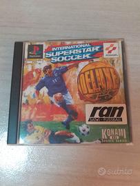 INTERNATIONAL SUPERSTAR SOCCER DELUXE PS1