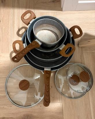 Set di pentole