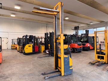 TRANSPALLET STOCCATORE JUNGHEINRICH 12 QUINTALI