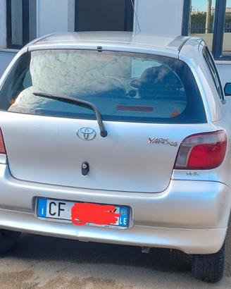 Yaris benzina cilindrata 1000