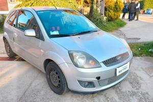 Ford Fiesta 1.2 75cv 5p. !!