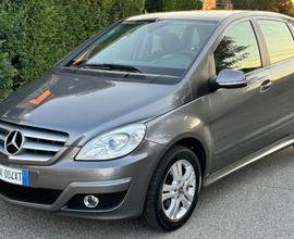 Mercedes-benz B 180 B 180 NGT BlueEFFICIENCY Chrom