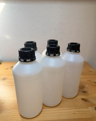 5 bottiglie in plastica 1 litro con tappo