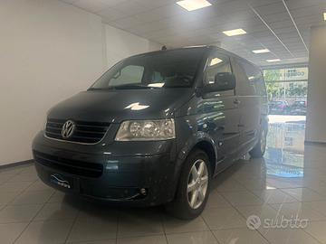 Volkswagen Multivan 2.5 TDI/174CV Highline