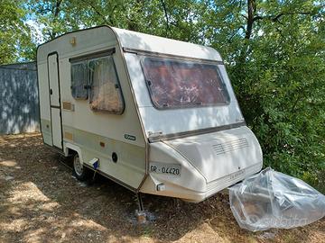Roulotte Adria modello 350