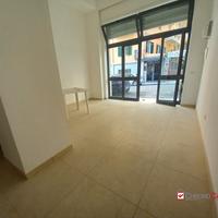 Bottega ad una luce via Cavalluccio