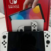 Nintendo Switch Oled bianca + scatola originale