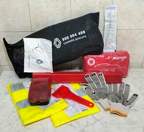 Kit Emergenza  Auto Completi di Borsa Come da Foto