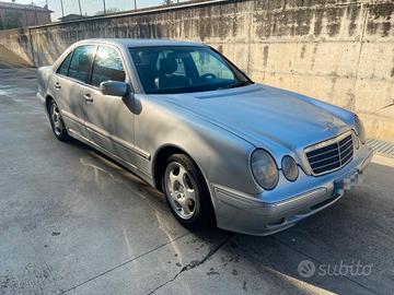 Classe E w210 GPL NUOVO
