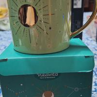 tazza e tisana in confezione 