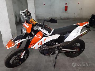 KTM 690 SMC 2010
