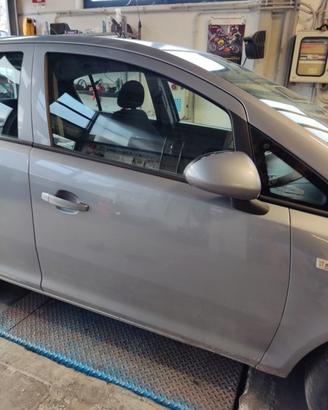 Porta anteriore dx nuda OPEL CORSA D del 2008