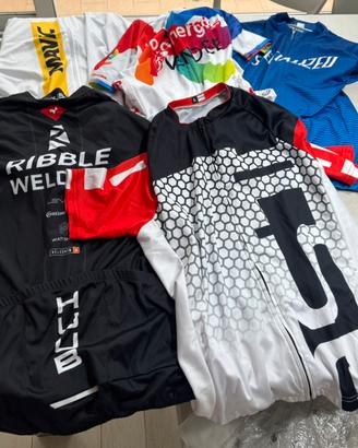 Abbigliamento Bici