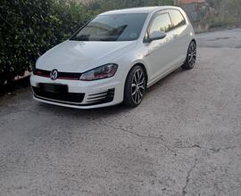 VOLKSWAGEN Golf 7ª serie - 2014