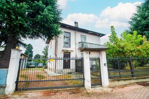 PORZIONE DI BIFAMILIARE A LEINÌ