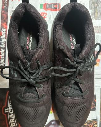 Skechers