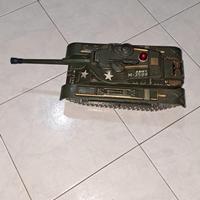 Carro armato armi in latta