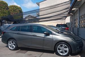 Opel Astra 1.6 CDTi 110CV 5 porte permute