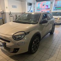 Fiat 600 hybrid 136 cv la prima