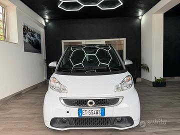 Smart ForTwo 1000 52 kW MHD coupé URBANRUNNER