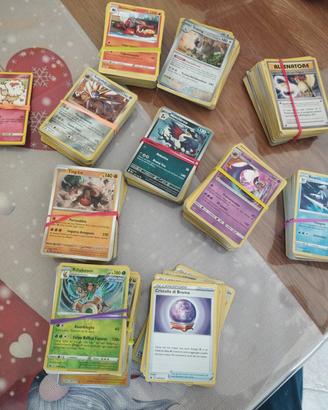 450 carte Pokemon anche in blocchi da 50 