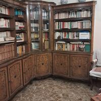 Grande libreria angolare in radica di noce – artig