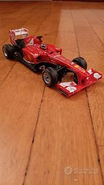 Modellino Ferrari F1 F138 radiocomandata Alonso