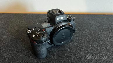 Nikon Z7II Corpo