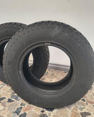 gomme 4 stagioni 245/70 R16