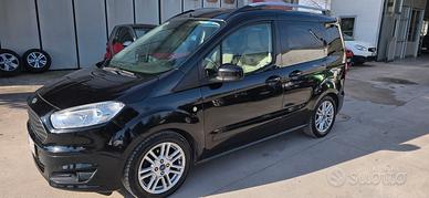 Ford Tourneo Courier 1.5 TDCI 75 CV Titanium