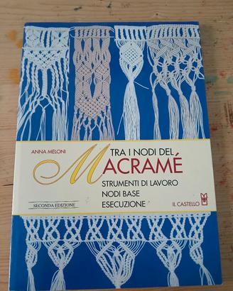 Tra i nodi del macramé 