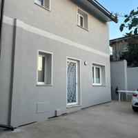 Appartamento in casa bifamiliare