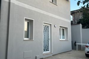 Appartamento in casa bifamiliare