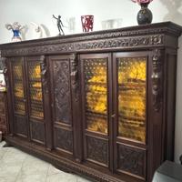 libreria e scrivania