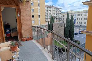 Via Battisti appartamento ristrutturato Garage