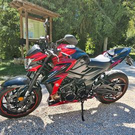 Suzuki gsx-s 750