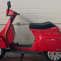 Piaggio vespa 50 pk XL Rossa