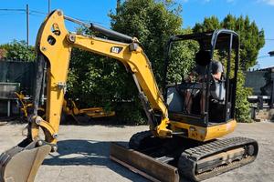 E245 - ESCAVATORE CATERPILLAR 302.7