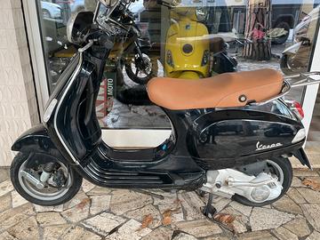 Vespa 125 lx