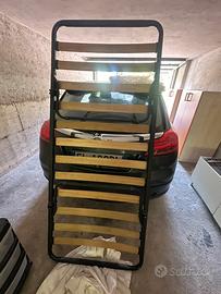 Letto singolo con piedi pieghevoli