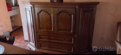 Credenza in legno massello 