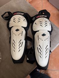 Ginocchoere moto