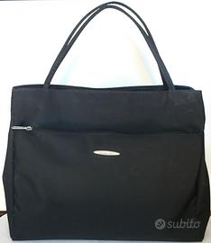 Borsa nera da donna con due scomparti interni