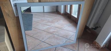 Specchio per bagno Iperceramica misure 70x80 .
