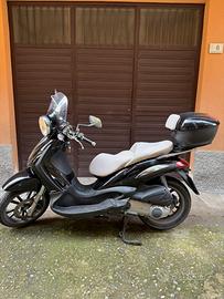 Beverly Cruiser 250 - Piaggio