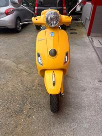 Vespa 125