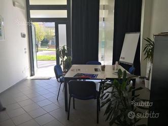 Negozio laboratorio ufficio