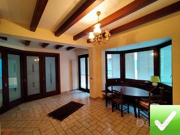 Appartamento Ristrutturato Viale Aldo Moro 160 Mq