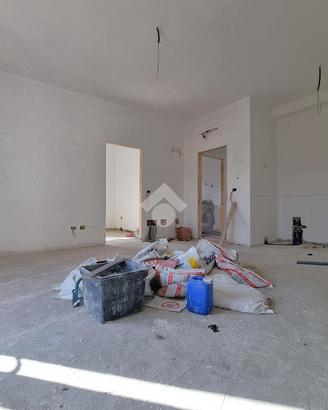 3 LOCALI A CARUGATE