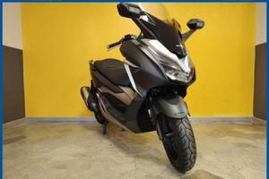 HONDA Forza 300 Garantito e Finanziabile